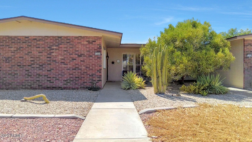 13222 N Del Webb Blvd, Sun City, AZ 85351 - photo 1