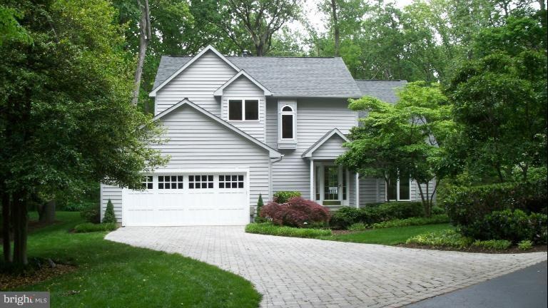 1043 Stonington Dr, Arnold, MD 21012 - photo 1