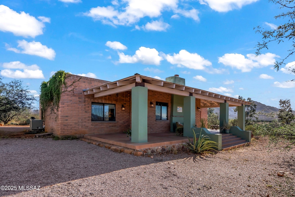 78 Camino Murphy, Rio Rico, AZ 85648 - photo 1