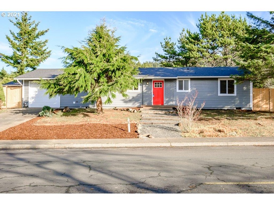 3560 SE Fleet Ave, Lincoln City, OR 97367 - photo 1