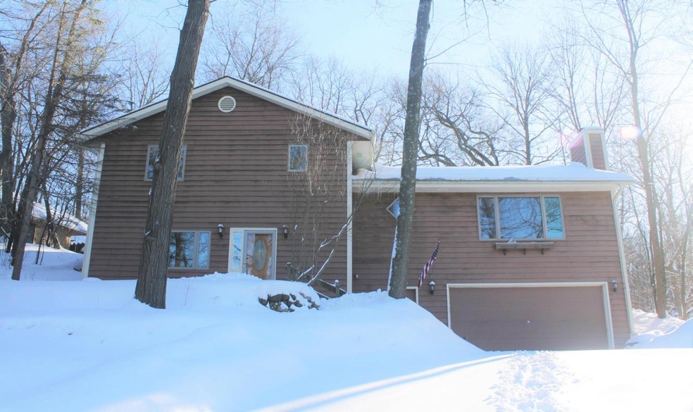 168 W Main St