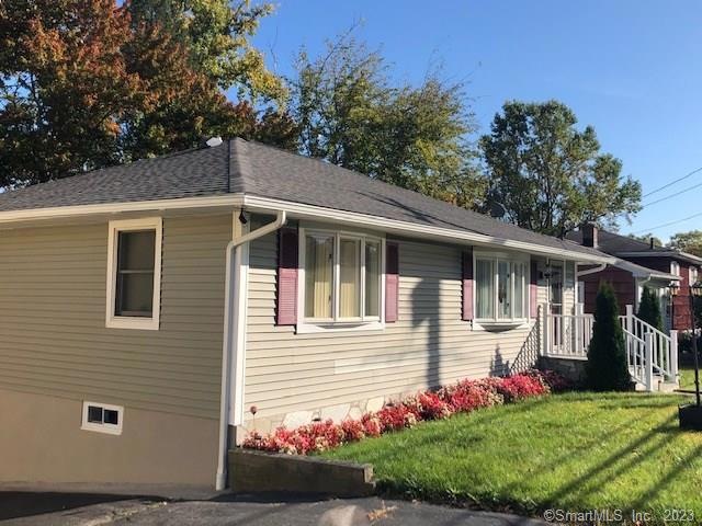 218 Bucks Hill Rd, Waterbury, CT 06704 - photo 1