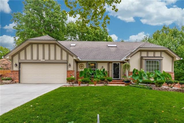 12717 W 82nd St, Lenexa, KS 66215 - photo 1