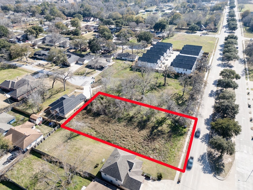 000 T C Jester Blvd, Houston, TX 77091 - photo 1