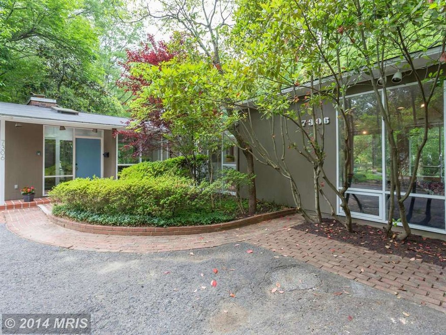 7306 Stafford Rd, Alexandria, VA 22307 - photo 1