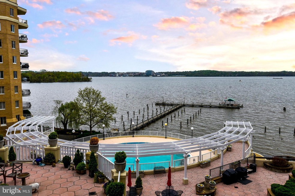 Sold $950,000 • Co-Listing Agent