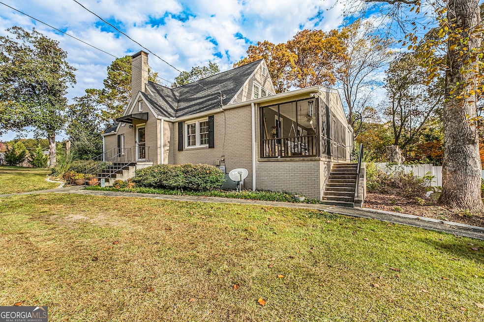 139 Myrtle St, Toccoa, GA 30577 - photo 1