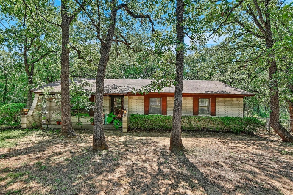 234 Karen Dr, Denison, TX 75021 - photo 1
