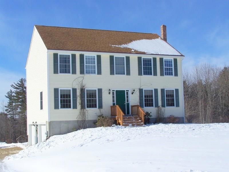 Spacious Colonial on 3.14 acres with...