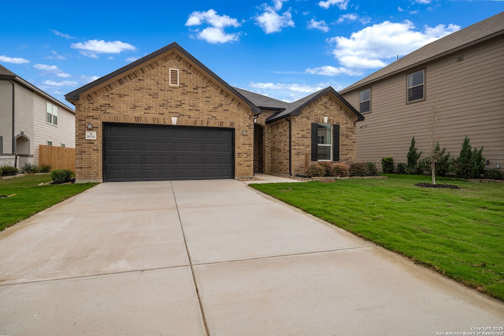 8014 Kingfisher Landing, San Antonio, TX 78253 - photo 1