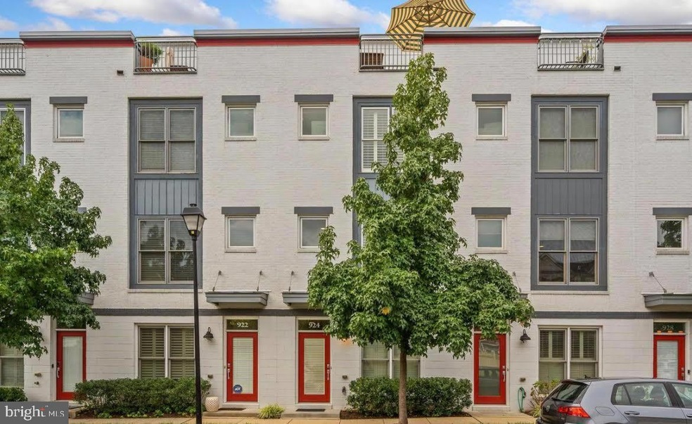 924 Pete Jones Way, Alexandria, VA 22314 - photo 1