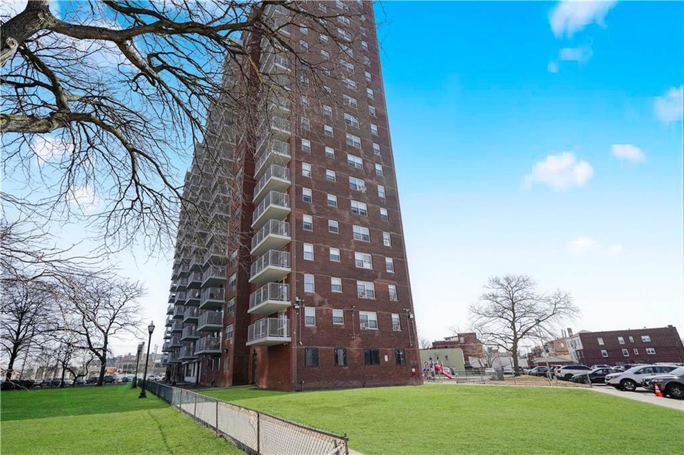 Harway Terrace unit 4K, Brooklyn, NY 11214 - photo 1