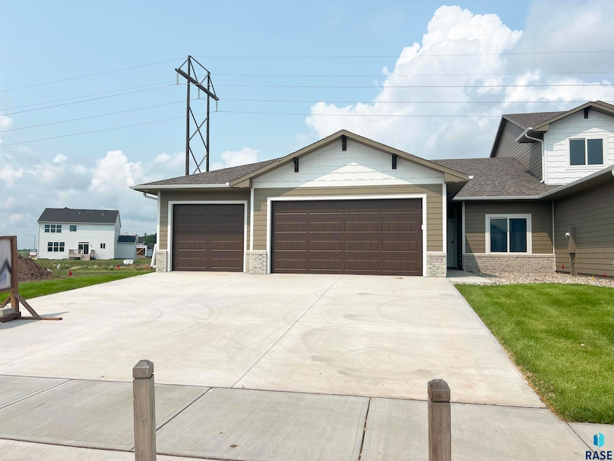 Sold $300,000 • Co-Listing Agent