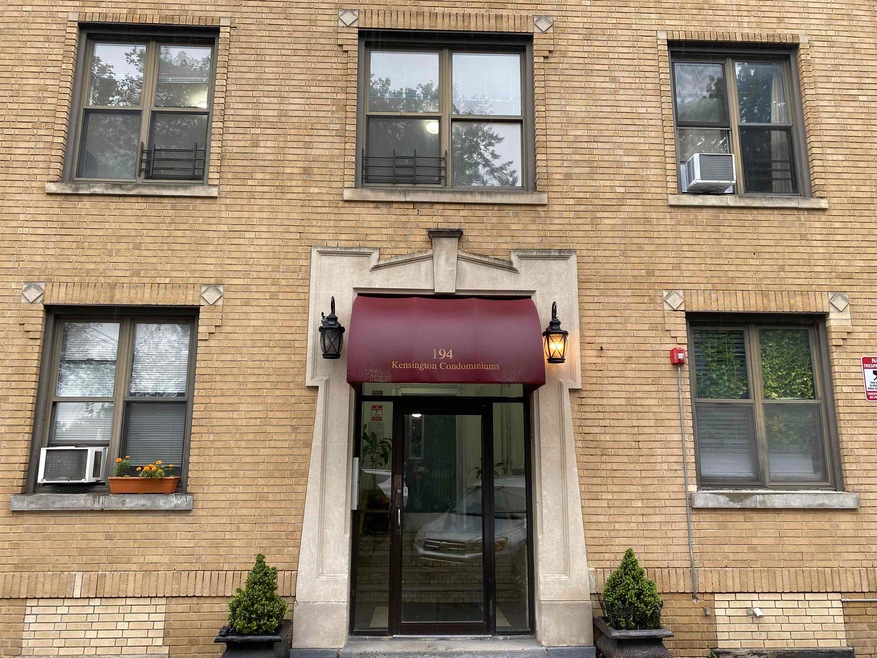 194 Kensington Ave unit 201, Jersey City, NJ 07306 - photo 1