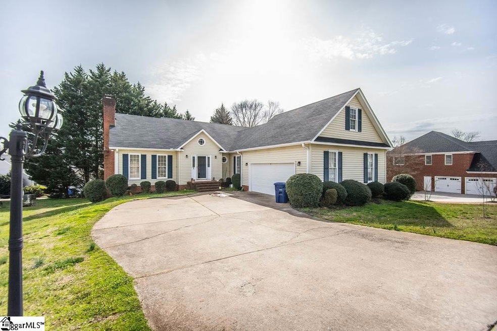 103 Newkirk Way, Travelers Rest, SC 29690 - photo 1