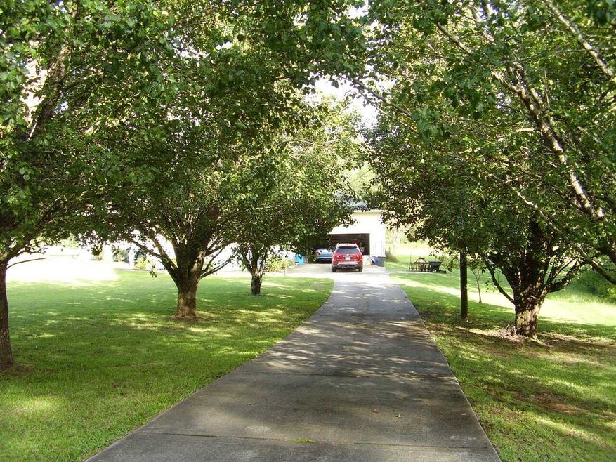 675 Kuglar Rd, Bowdon, GA 30108 - photo 1