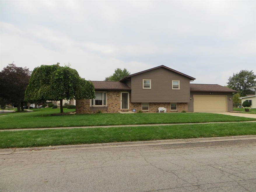 9850 Garfield Place, Crown Point, IN 46307 - photo 1