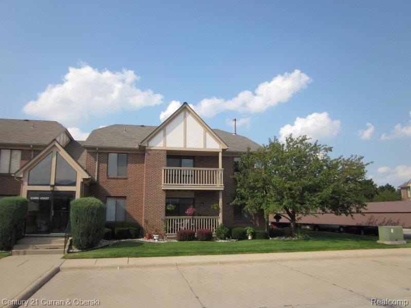 ENTRY LEVEL 1ST FLOOR CONDO