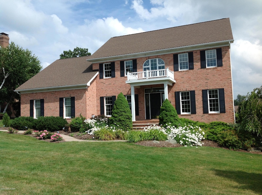 27 Tiller Rd, Shavertown, PA 18708 - photo 1