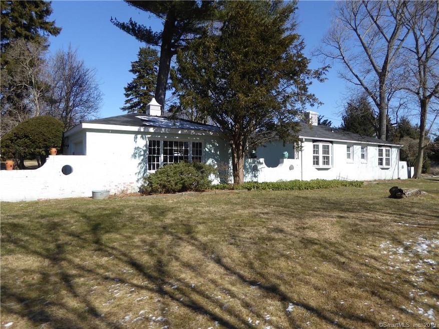 24 Wallacks Dr, Stamford, CT 06902 - photo 1