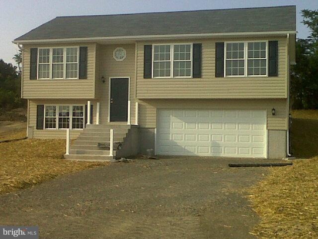 222 Freight Car Cir, Bunker Hill, WV 25413 - photo 1