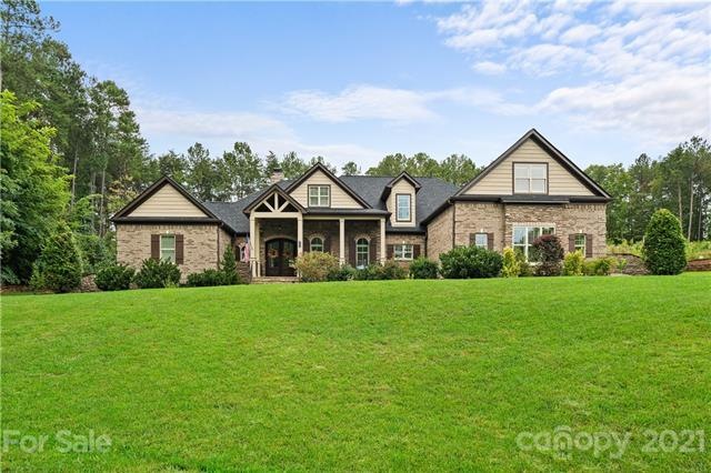 Welcome home to 462 Barber Loop!