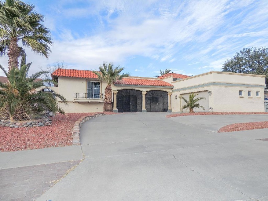 10201 Stoneway Dr, El Paso, TX 79925 - photo 1