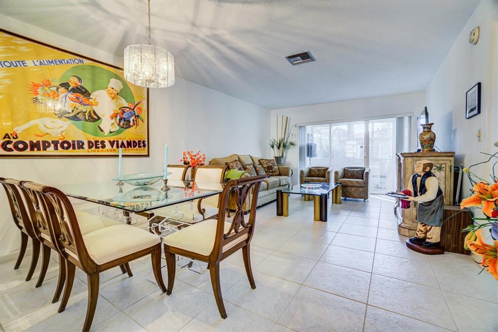 Living Room/Dining Room Combo