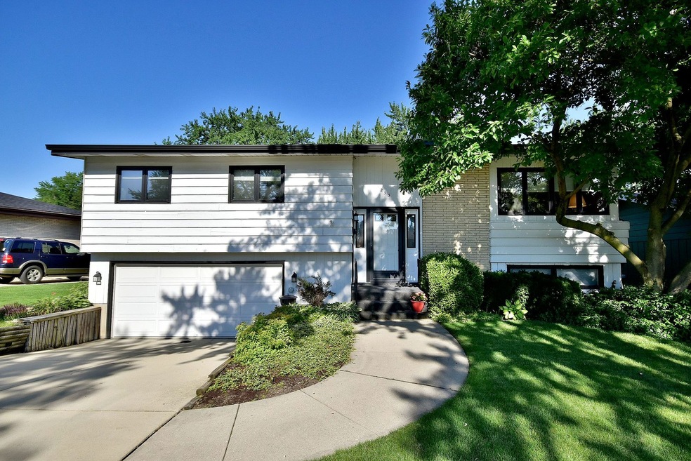 Exterior Front