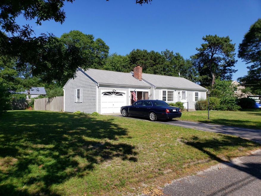 10 Spinning Brook Rd, South Yarmouth, MA 02664 - photo 1