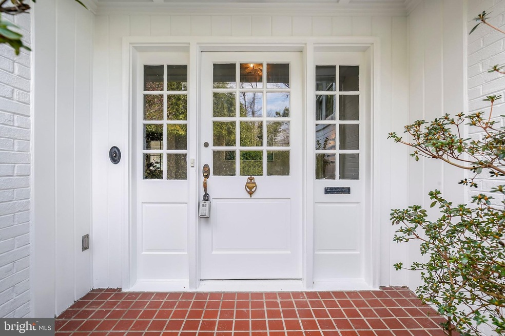 3602 E West Hwy, Chevy Chase, MD 20815 - photo 1