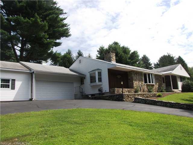 212 River Rd, Killingworth, CT 06419 - photo 1