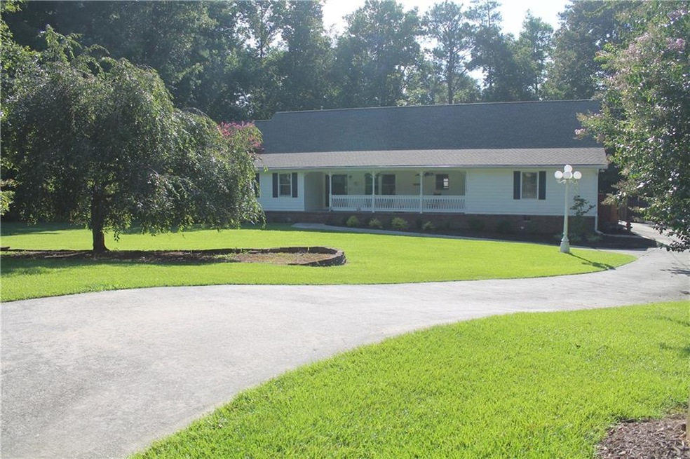1.44 Acre! 5 Bedrooms! 3.5 Baths! Swimming Pool! P