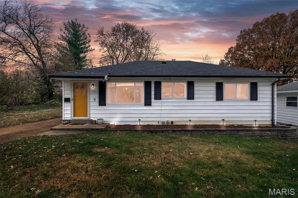 9100 Arvin Place, Saint Louis, MO 63123 - photo 1