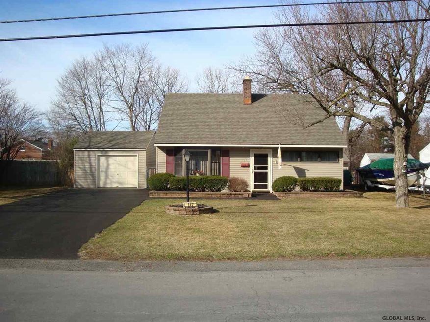 947 Obrien Ave, Schenectady, NY 12303 - photo 1