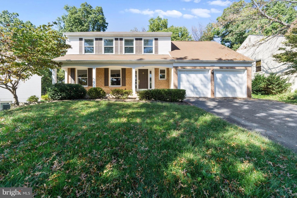 13465 Stream Valley Dr, Chantilly, VA 20151 - photo 1