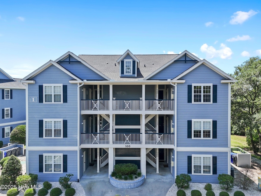 2555StJamesDr102 - 1