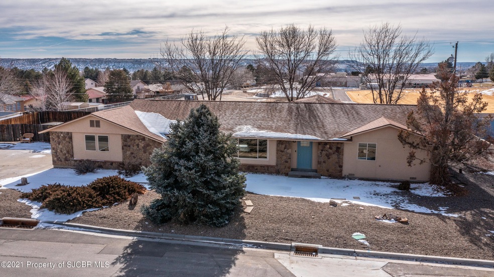 5803 Hill n Dale Dr, Farmington, NM 87402 - photo 1