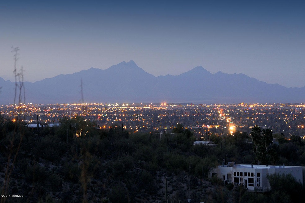 Primary -- Sparkling City Views!
