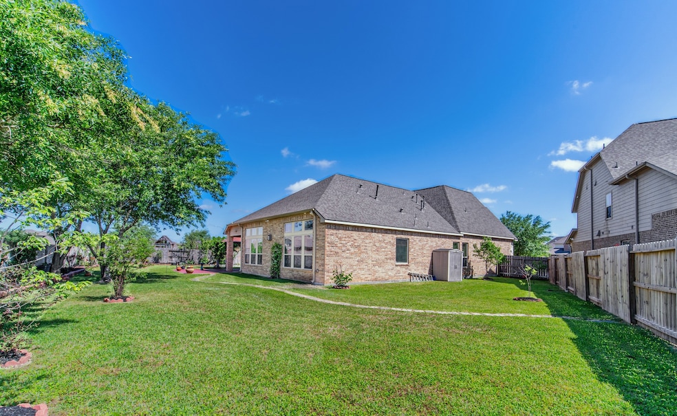 The backyard is perfect for hosting parties. Lots