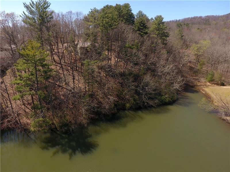 55 Blue Pine Court shares ownership of the private