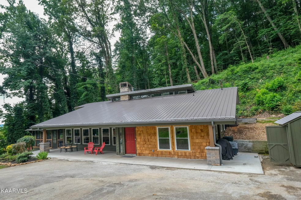 1707 Solod Dr, Morristown, TN 37814 - photo 1