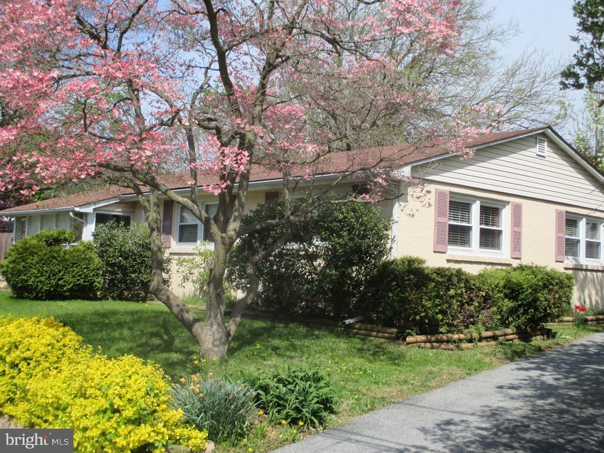 125 E Chelton Rd, Brookhaven, PA 19015 - photo 1