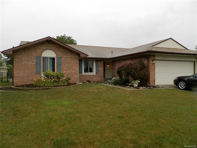 6990 Pittsford nicely landscaped and quick occupan