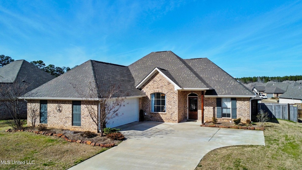 673 Conti Dr, Brandon, MS 39042 - photo 1