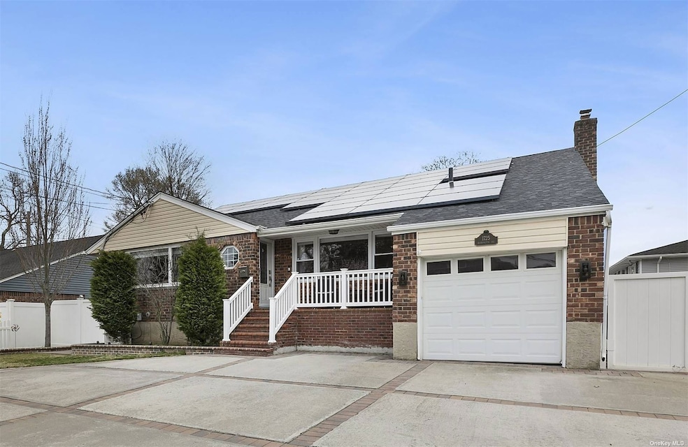 Sold $725,000 • Co-Listing Agent