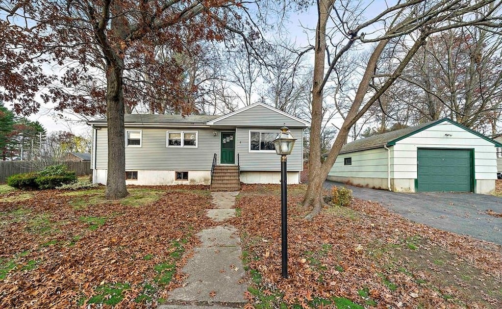 4 Sullivan Dr, Randolph, MA 02368 - photo 1