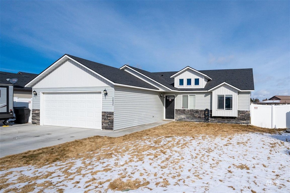 2435 Denali Dr, Burley, ID 83318 - photo 1