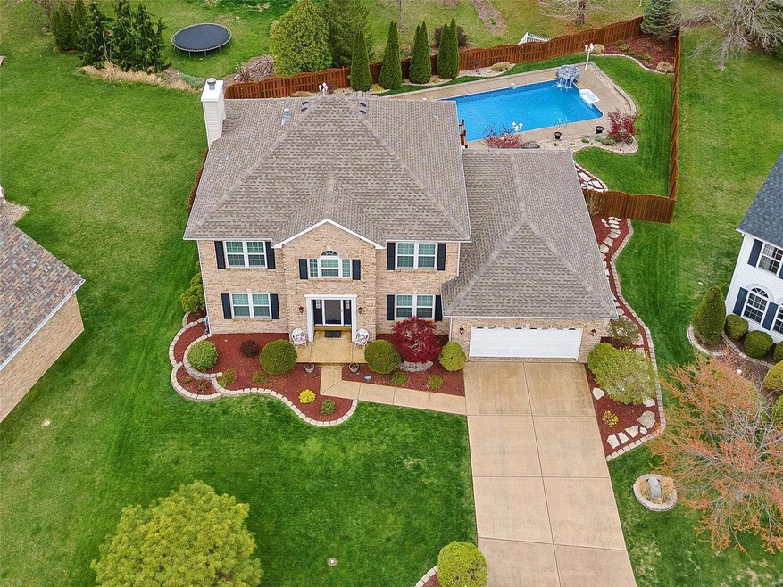 Immaculate 2-story in The Presidio with a NEW ROOF