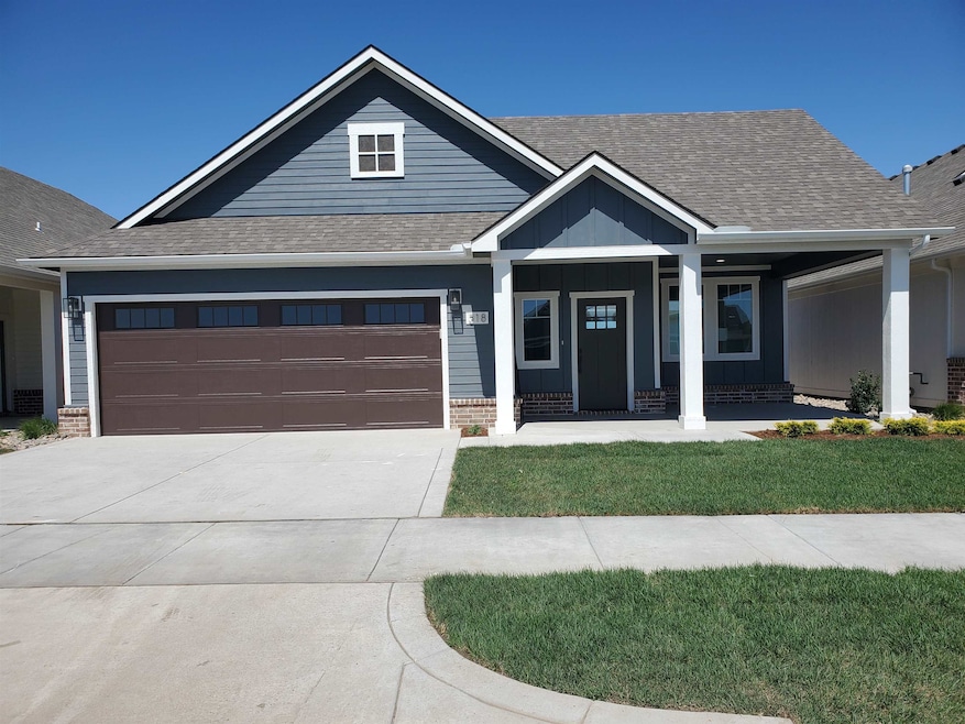 318 W Boxthorn Dr, Andover, KS 67002 - photo 1
